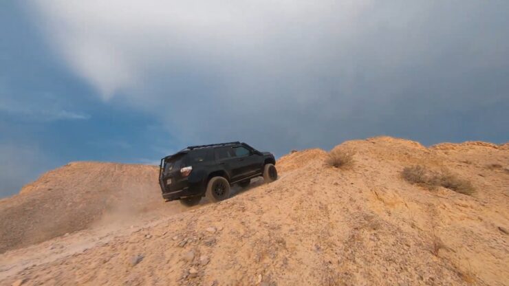 4runner on the hill-suspension