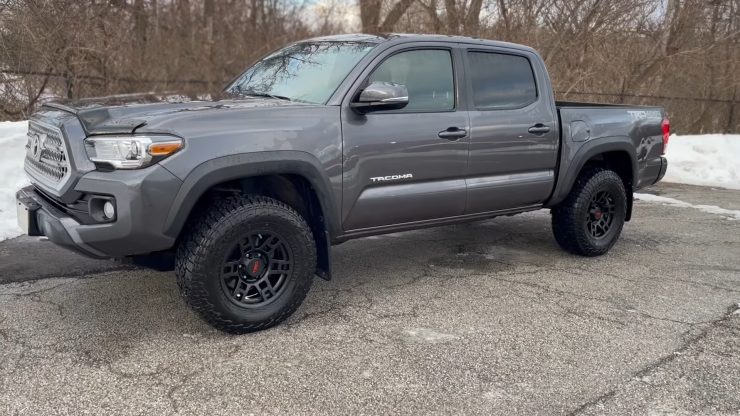 Best All Terrain tire for your Tacoma or 4Runner